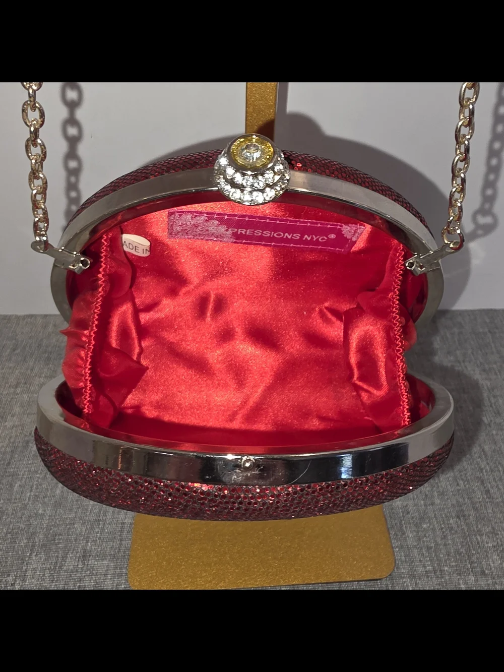 Sparkling Ruby Red Sequin Round Evening Clutch